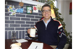 Chelsea Mayor Pierre Guénard on a coffee date with West Quebec Post columnist Reuel S. Amdur. 