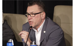Mario Aubé, Masson-Anger councillor, during the January 21 council meeting. Photo: Screenshot by Sophie Demers