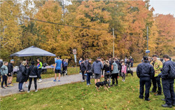 Participants during the Green Bend Race at Armand-Daddy-Lacelle Park. (October 20, 2024). Photo: Mélissa Gélinas