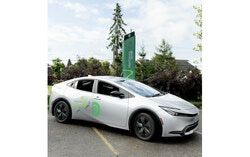 A new car-sharing initiative, Horizons Partagés, has launched, providing hybrid vehicles to reduce carbon emissions and promote sustainable mobility in the municipalities of Chelsea and La Pêche. Photo: Courtesy of CREDDO